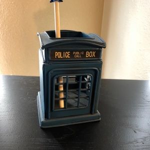 Doctor who metal police box pencil holder